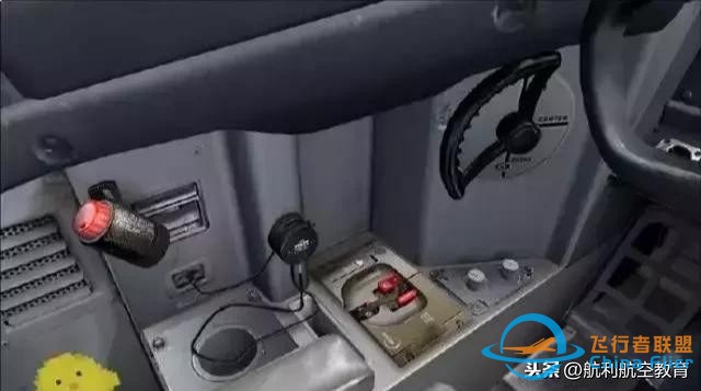 B737飛機駕駛艙說明書（精華）-487