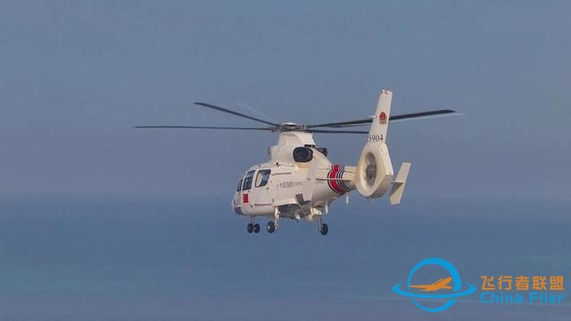 黃巖島上空緊張一幕：解放軍直9如泰山壓頂，菲方女記者直呼上帝-8927